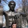 Памятник Высоцкому в Воронеже
